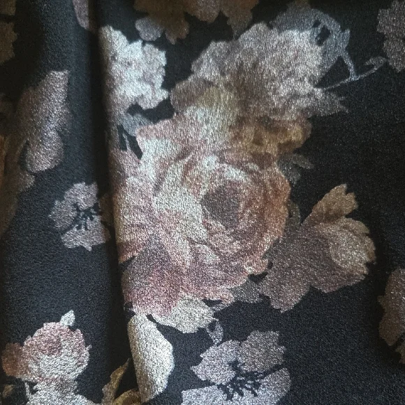 Black  (Junior's) Dress - Picture 7 of 7